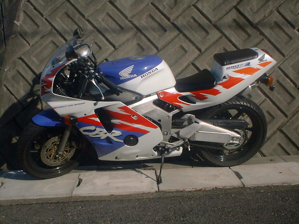CBR250RR